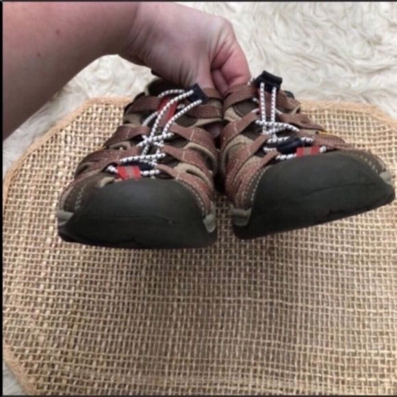 Keen Whisper Waterproof Trail Sandals - Picture 5 of 10